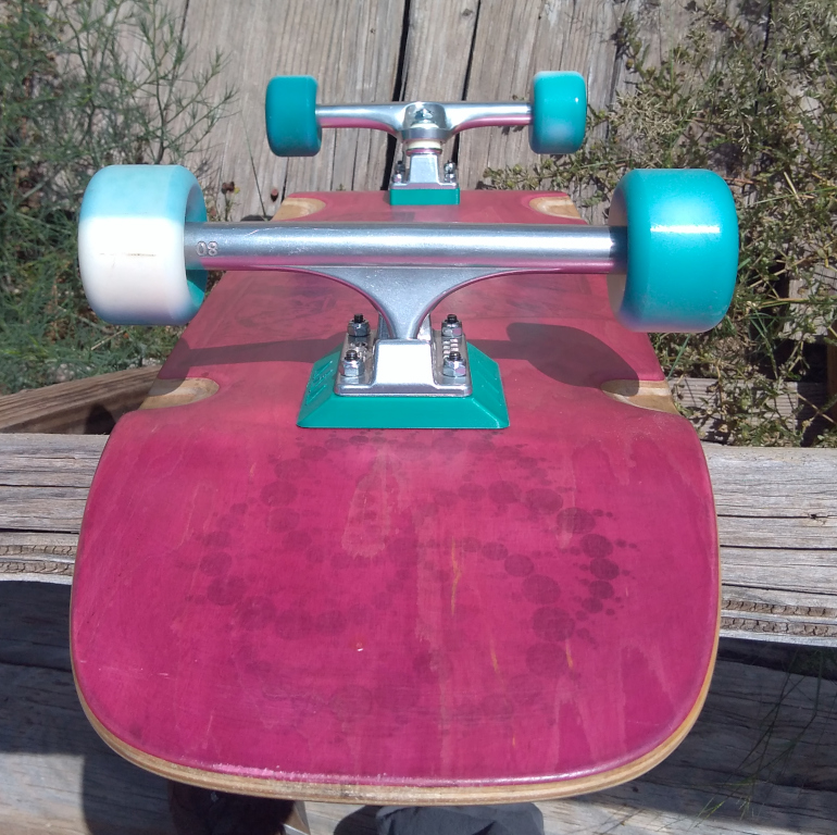 bottom rear concave