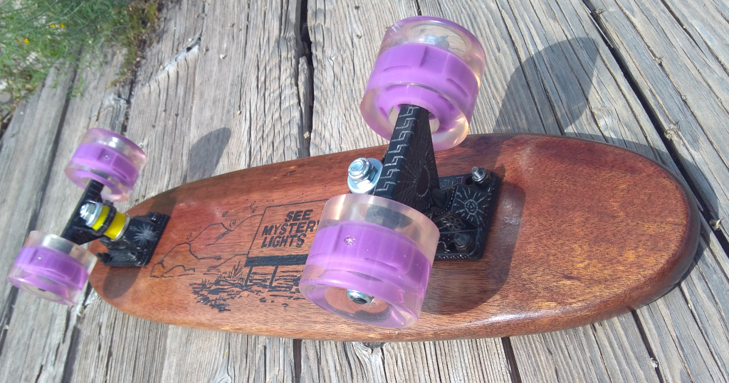 bottom tail slant